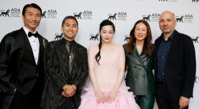 Soji Arai, Jin Ha, Minha Kim, Soo Hugh & Michael Ellenberg of Pachinko receive the ‘Cultural Visionaries’ honor of the evening.