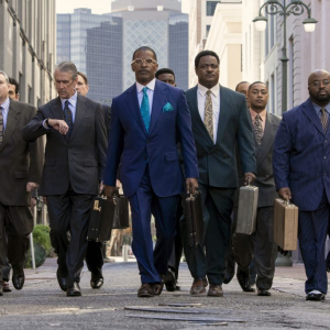 Alan Ruck as Mike Allred and Jamie Foxx as Willie Gary in THE BURIAL. Photo: Skip Bolen © AMAZON CONTENT SERVICES LLC