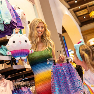 Nicky Hilton and daughter Teddy Rothschild join Gabby of “Gabby's Dollhouse” at Universal Studios Hollywood as they purr-ruse exclusive new merchandise inspired by the hit preschool show now streaming on Netflix/ Photo Credit: Hamilton Pytluk / Universal Studios Hollywood