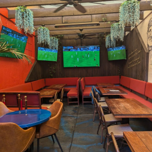 Blue Birdy Restaurant West Hollywood