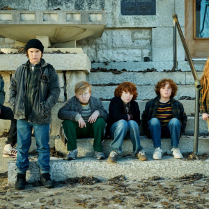 Beatrice Schneider as Imogene Herdman, Mason Nelligan as Ralph Herdman, Matthew Lamb as Claude Herdman, Ewan Matthys Wood as Leroy Herdman, Essek Moore as Ollie Herdman and Kynlee Heiman as Gladys Herdman in The Best Christmas Pageant Ever. Photo Credit: Allen Fraser