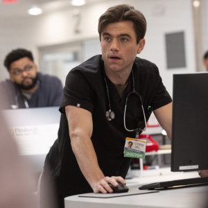 Dr.Frank Langdon (-Patrick Ball) Photo/Max Original